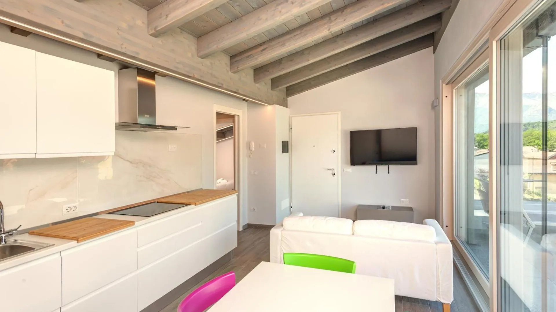 Villa Family With Pool And Amazing Panoramic Penthouse Colico 0*,  Italy