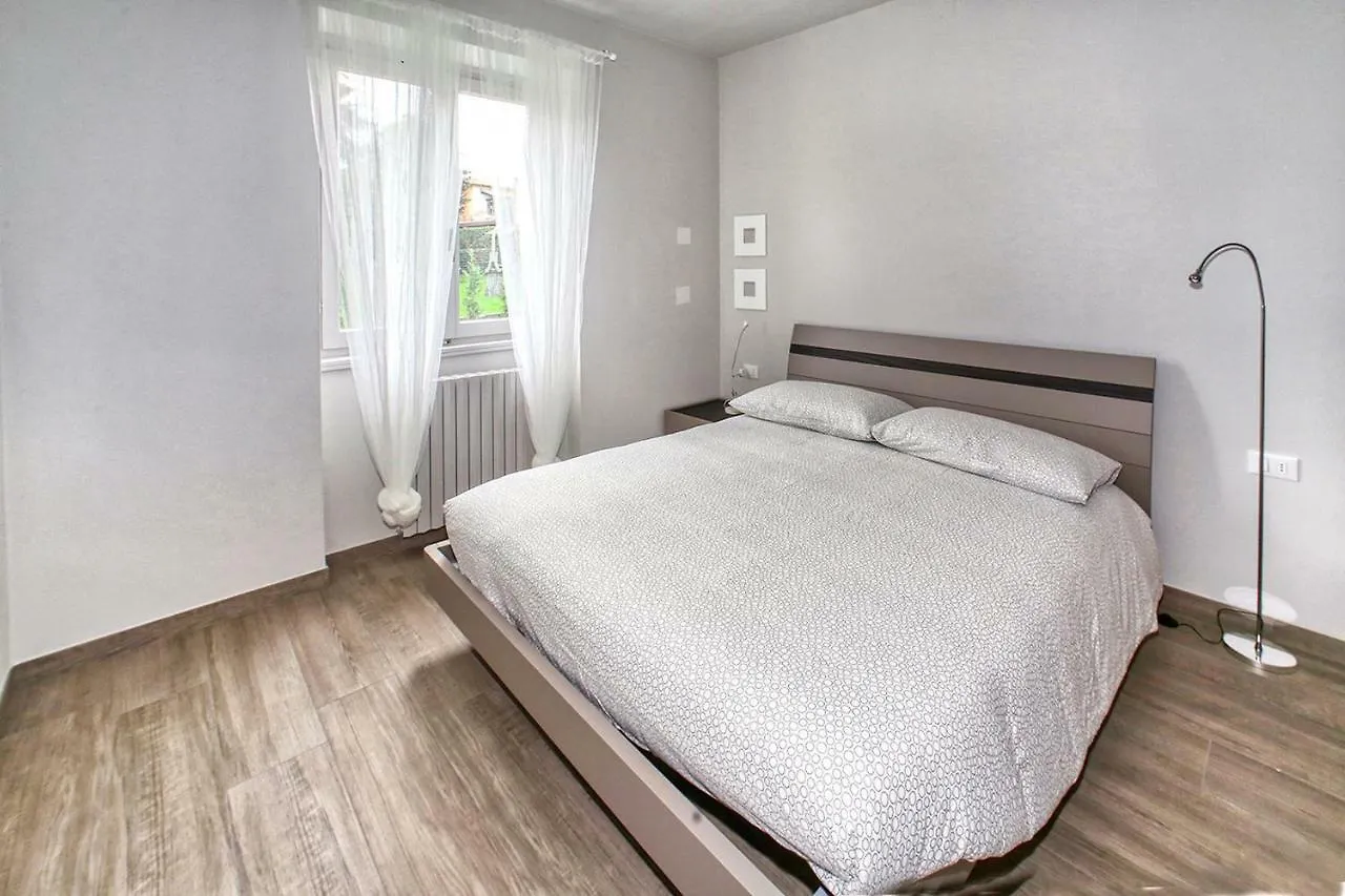 Holiday home Villa Family With Pool And Amazing Panoramic Penthouse Colico