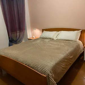 Appartamento E Monti, Colico