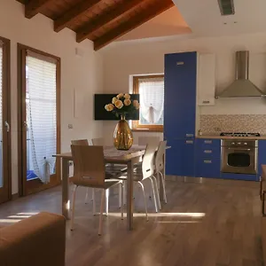 Appartement The, Colico