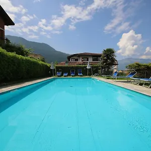 Appartement Quattro Stagioni, Colico